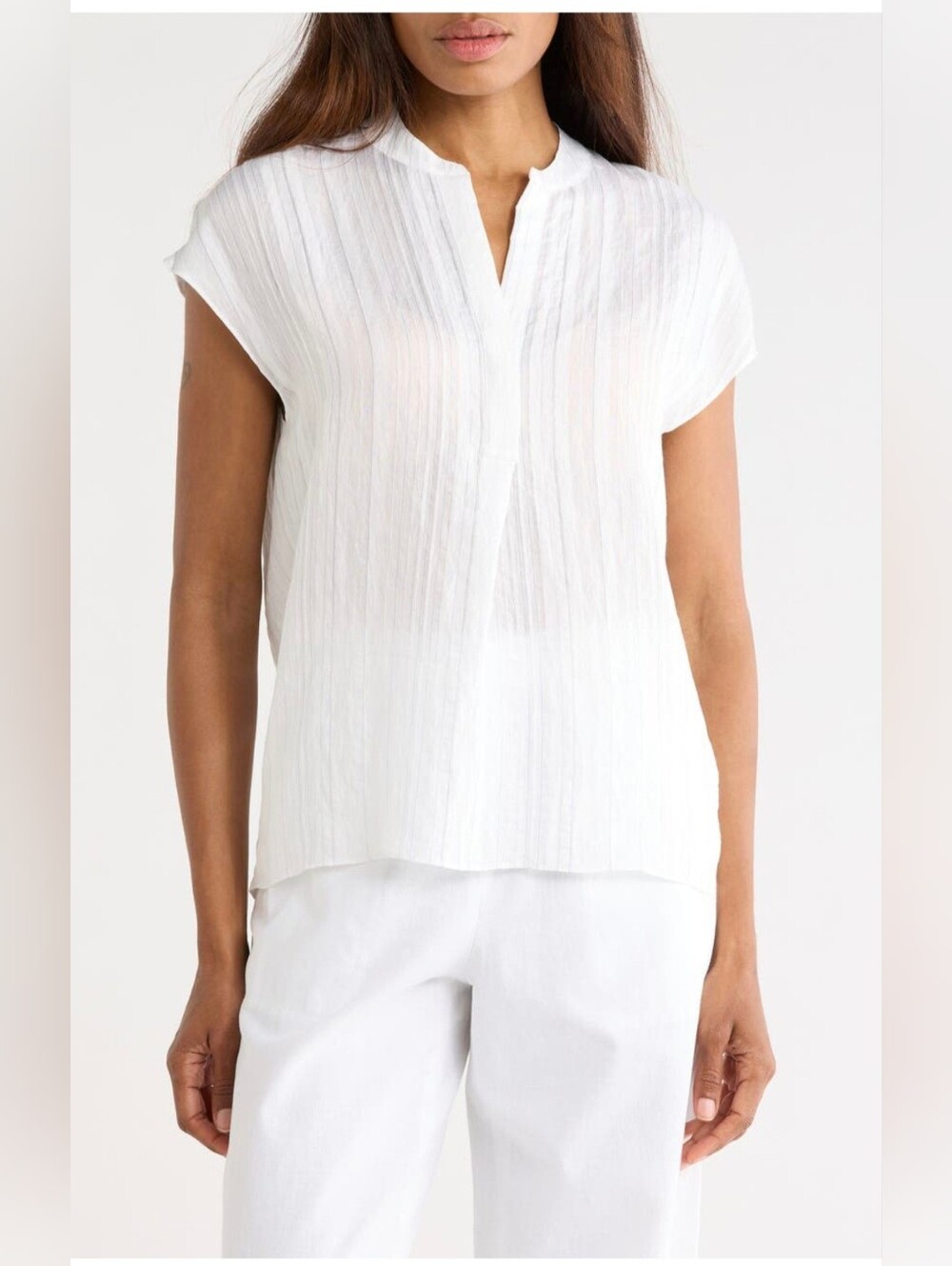 Vince White Textured Split V-Neck Cap Sleeve Blouse